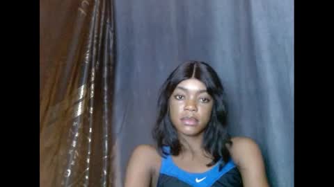 Snapshot of sexyxbunnyxx chatting on 02/26/25, 04:24 Blue online show from 02/26/25, 04:24