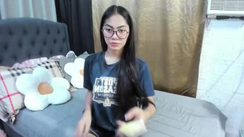 Xenaaa online show from 10/04/25, 01:53