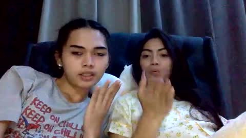 Xenaaa online show from 11/13/25, 09:41