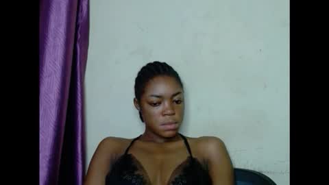 Snapshot of sexyxmilfx chatting on 09/13/25, 07:41 sexyxmilfx online show from 09/13/25, 07:41