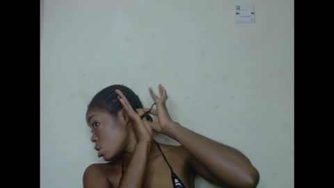 Snapshot of sexyxmilfx chatting on 09/15/25, 09:09 sexyxmilfx online show from 09/15/25, 09:09