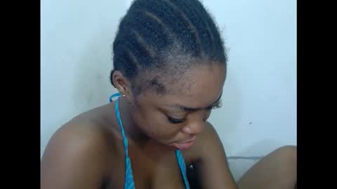 Snapshot of sexyxmilfx chatting on 02/21/26, 11:28 sexyxmilfx online show from 02/21/26, 11:28