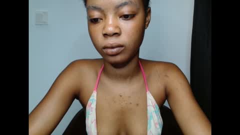 Snapshot of sexyxpeach chatting on 10/13/25, 03:34 sexyxpeach online show from 10/13/25, 03:34