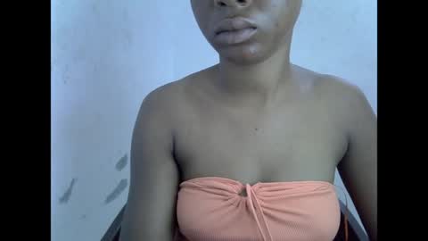 sexyxpeach online show from 04/22/26, 10:17