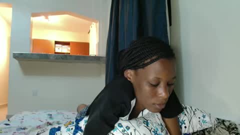 Snapshot of sexyy_janey chatting on 01/04/25, 07:13 Janey online show from 01/04/25, 07:13