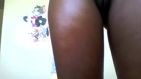 Snapshot of sexyy_tiny chatting on 03/01/25, 09:07 Mel online show from 03/01/25, 09:07