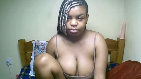 sexyyred_ online show from 02/08/26, 12:19