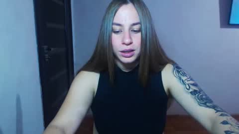Snapshot of sexyyuliia777 chatting on 10/10/25, 07:29 Yuliia online show from 10/10/25, 07:29