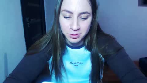 Yuliia online show from 11/29/25, 10:18