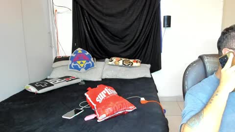 Snapshot of sgmr chatting on 01/17/25, 02:18 MiaSergio online show from 01/17/25, 02:18