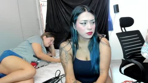 Snapshot of sgmr chatting on 02/05/25, 01:54 MiaSergio online show from 02/05/25, 01:54