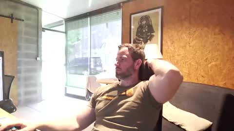 shad0w_hunter online show from 03/31/26, 01:55