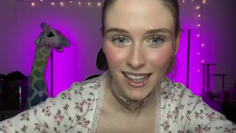 shadebabe online show from 02/04/25, 07:51