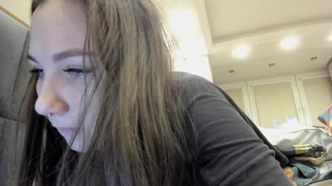 Snapshot of shadow_raffi chatting on 12/15/24, 02:16 shadow_raffi online show from 12/15/24, 02:16