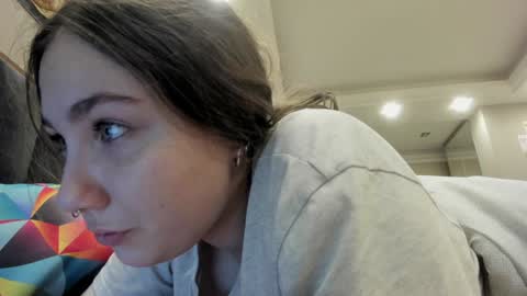 Snapshot of shadow_raffi chatting on 02/02/25, 02:27 shadow_raffi online show from 02/02/25, 02:27