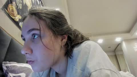 Snapshot of shadow_raffi chatting on 03/01/25, 04:04 shadow_raffi online show from 03/01/25, 04:04