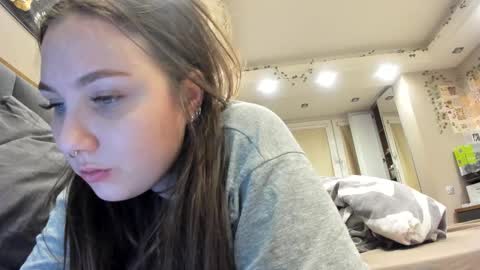 Snapshot of shadow_raffi chatting on 09/14/25, 07:02 shadow_raffi online show from 09/14/25, 07:02