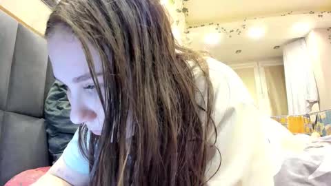 Snapshot of shadow_raffi chatting on 09/30/25, 03:00 shadow_raffi online show from 09/30/25, 03:00