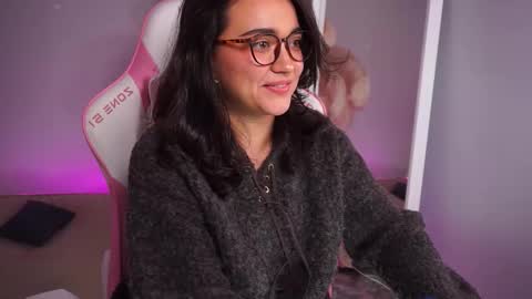 Lily  online show from 11/18/25, 03:49