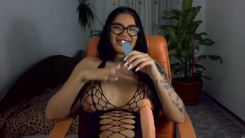 Shadow online show from 09/16/25, 07:04