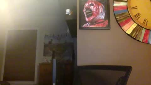 Shady online show from 02/12/25, 05:05