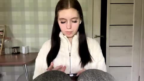 Eva online show from 04/23/26, 03:25