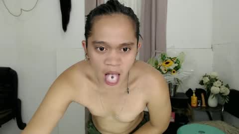 Snapshot of shaira_fucker chatting on 06/23/26, 07:39 shaira_fucker online show from 06/23/26, 07:39