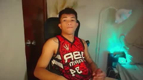 shake_raytow34 online show from 06/03/26, 04:23