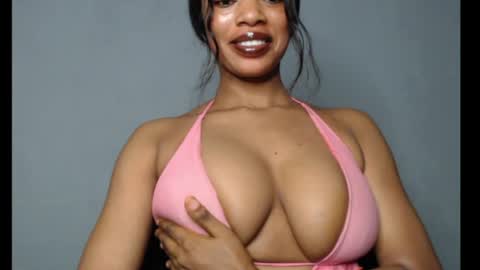 Snapshot of shallie_x chatting on 06/30/26, 07:09 ESTHER online show from 06/30/26, 07:09