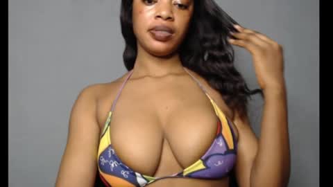 Snapshot of shallie_x chatting on 07/09/26, 07:34 ESTHER online show from 07/09/26, 07:34