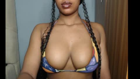 Snapshot of shallie_x chatting on 07/26/26, 10:22 ESTHER online show from 07/26/26, 10:22