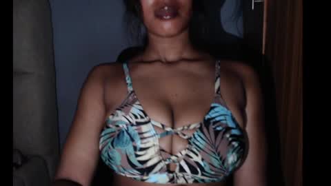 Snapshot of shallie_x chatting on 07/29/26, 03:32 ESTHER online show from 07/29/26, 03:32