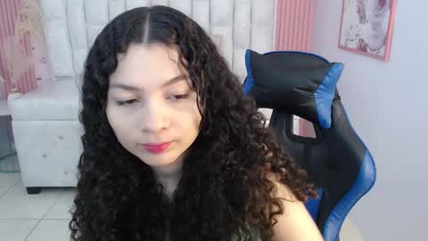 Shalon  online show from 10/27/25, 01:15