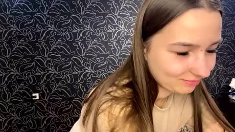 Iris online show from 09/26/25, 08:24