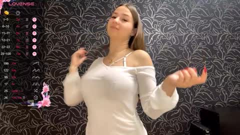 Iris online show from 10/10/25, 08:08