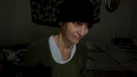 Snapshot of shamanwoman chatting on 12/04/24, 12:36 Shaman Woman online show from 12/04/24, 12:36