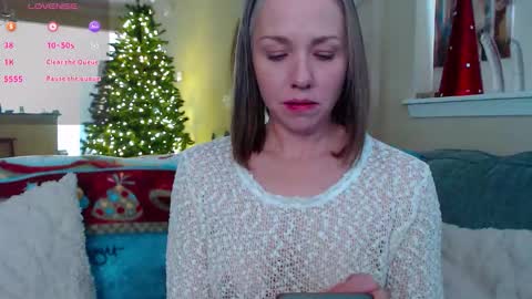Shalynn online show from 12/01/25, 05:18