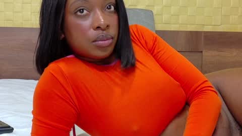 Snapshot of shamira_moore chatting on 12/29/24, 04:51 Catalina online show from 12/29/24, 04:51