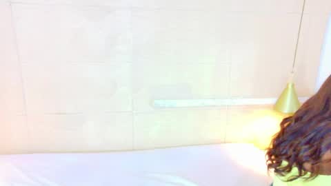 Catalina online show from 04/09/26, 06:35