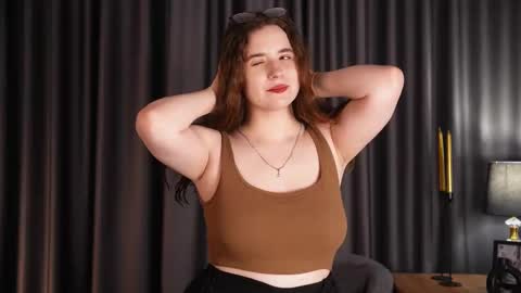 Maya3 online show from 10/24/25, 11:28