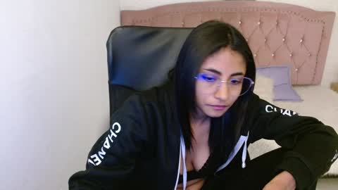 shanelle online show from 02/07/25, 06:14