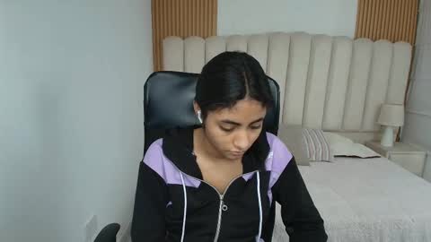 shanelle online show from 03/19/26, 03:10