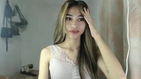 bini aiah online show from 10/05/25, 02:43