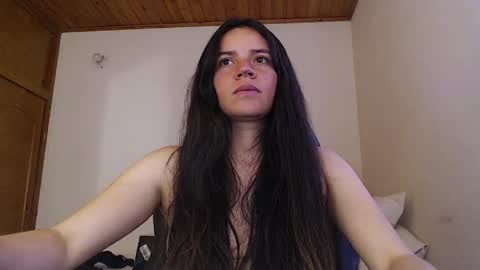 Snapshot of shanel_lozano chatting on 05/28/26, 06:16 shanel_lozano online show from 05/28/26, 06:16