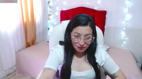 Shanel  online show from 09/18/25, 07:27