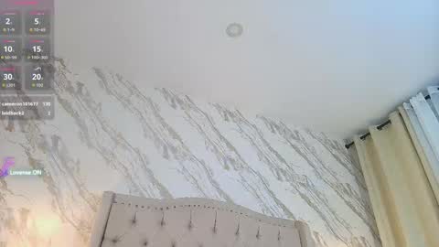 Snapshot of shanell__hott chatting on 10/11/25, 04:33 shanell online show from 10/11/25, 04:33