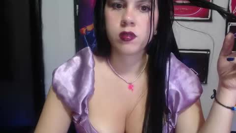 Snapshot of shanellmoore chatting on 02/03/25, 10:00 Shanell Moore online show from 02/03/25, 10:00