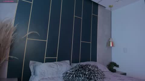 Shanell Moore online show from 12/19/25, 11:39