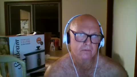 shaneo781570 online show from 04/18/26, 06:12