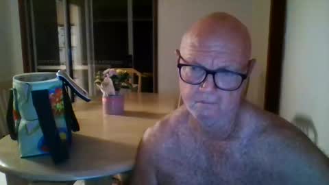 shaneo781570 online show from 05/13/26, 05:32